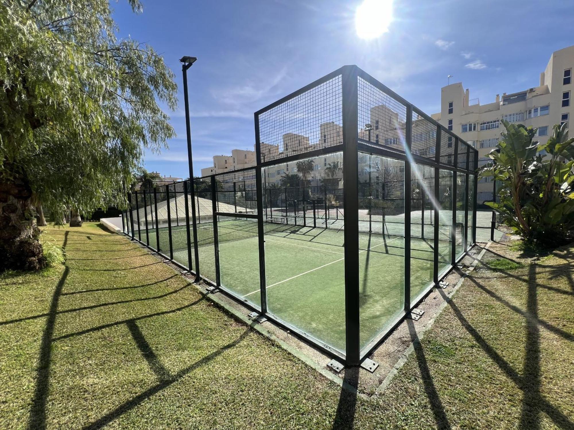 Appartement With Pool, Tennis & Gym By Homing Torremolinos
