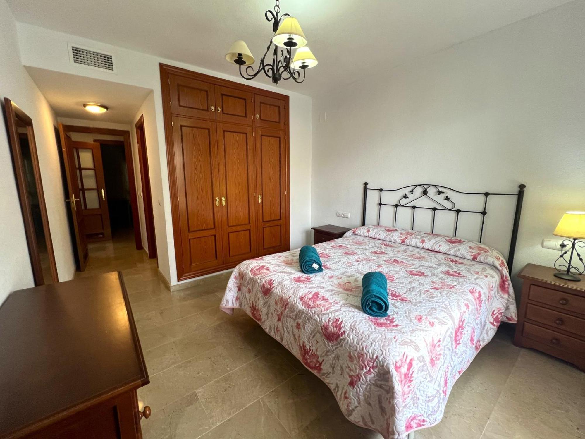 Appartement With Pool, Tennis & Gym By Homing Torremolinos